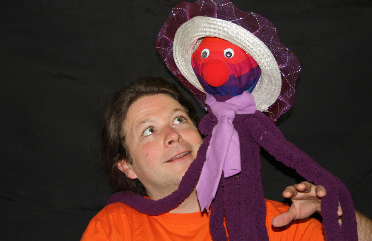 Adrian Willi Puppentheater